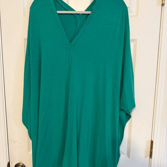 Green Sleeveless Spring Poncho – Plus Size 2X, NWT, Lightweight Casual Layer - Picture 2 of 3